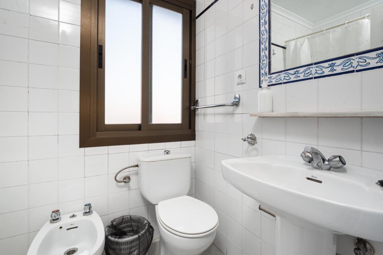 Hostal Alicia San Pedro de Alcántara Exteriör bild